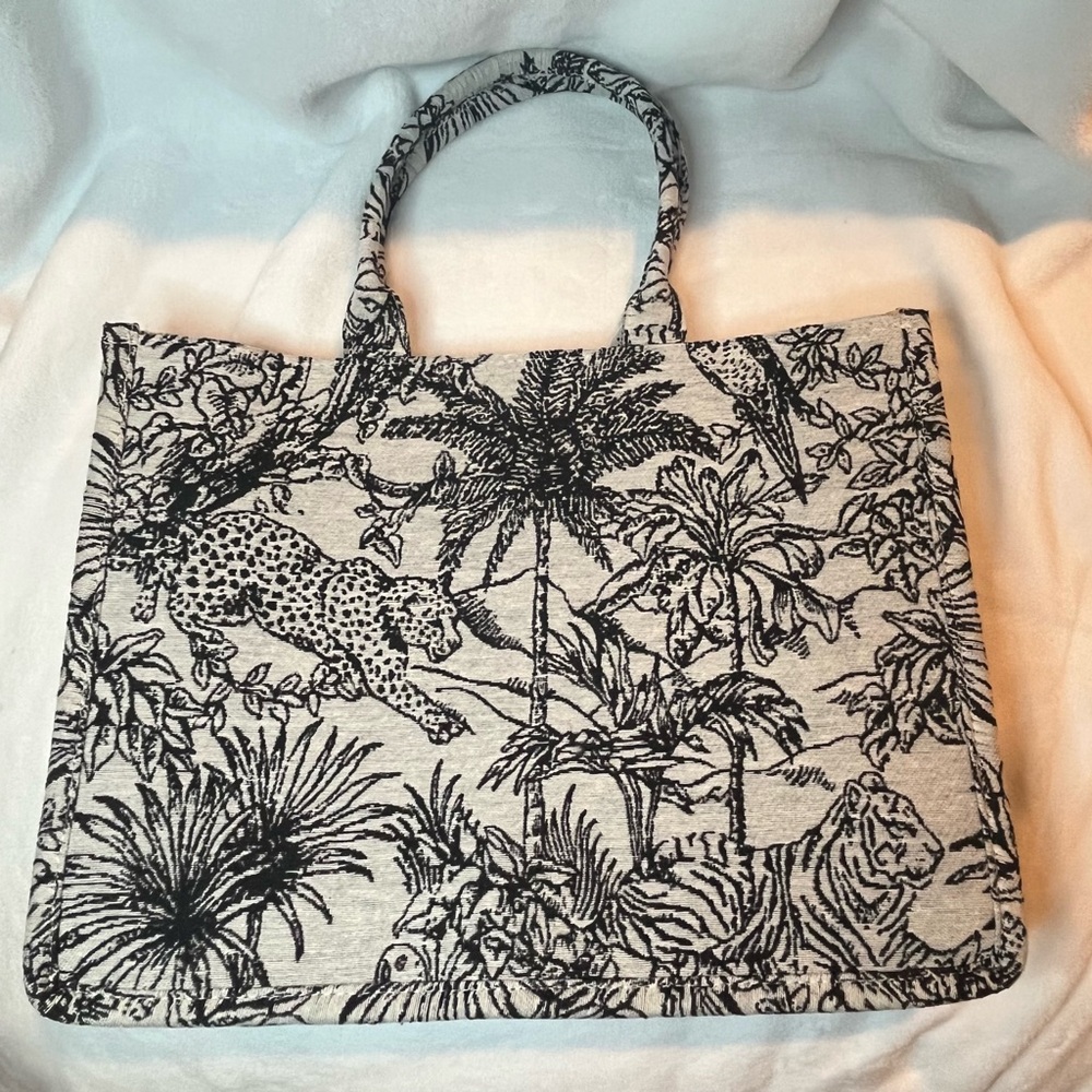 Jungle print jacquard tapestry tote